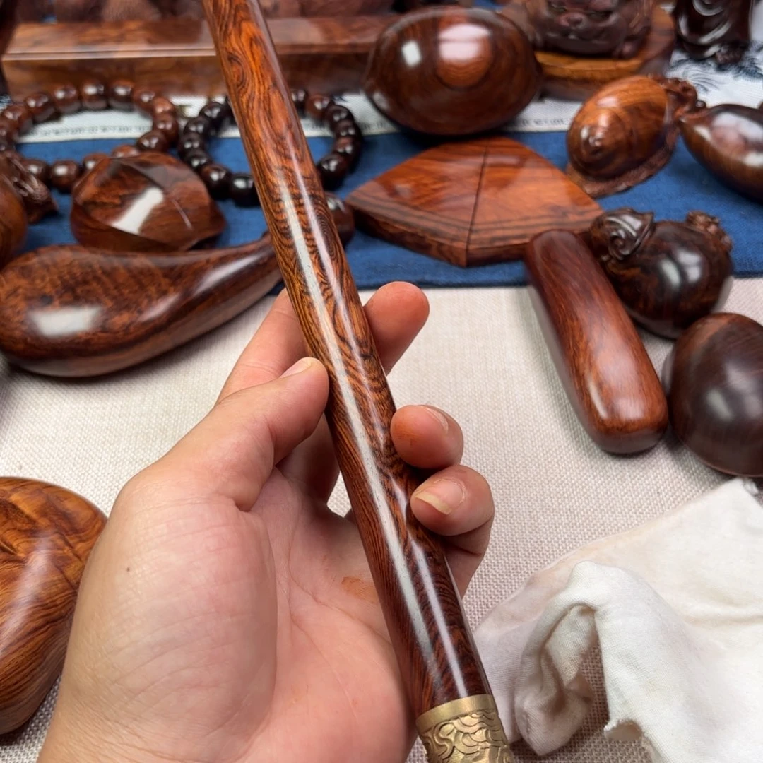 黄花梨/降香黄檀把件梅*