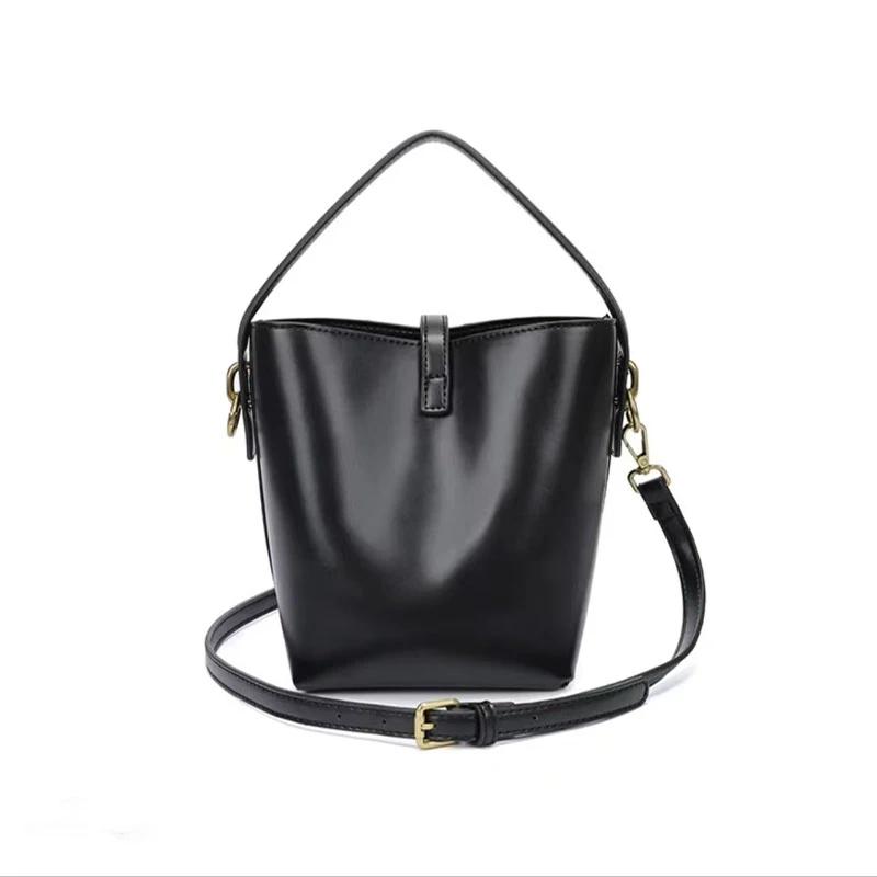 2024年新款时尚潮流单肩斜挎包 -TT0221黑色