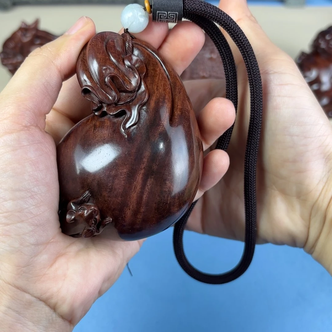 黄花梨/降香黄檀把件