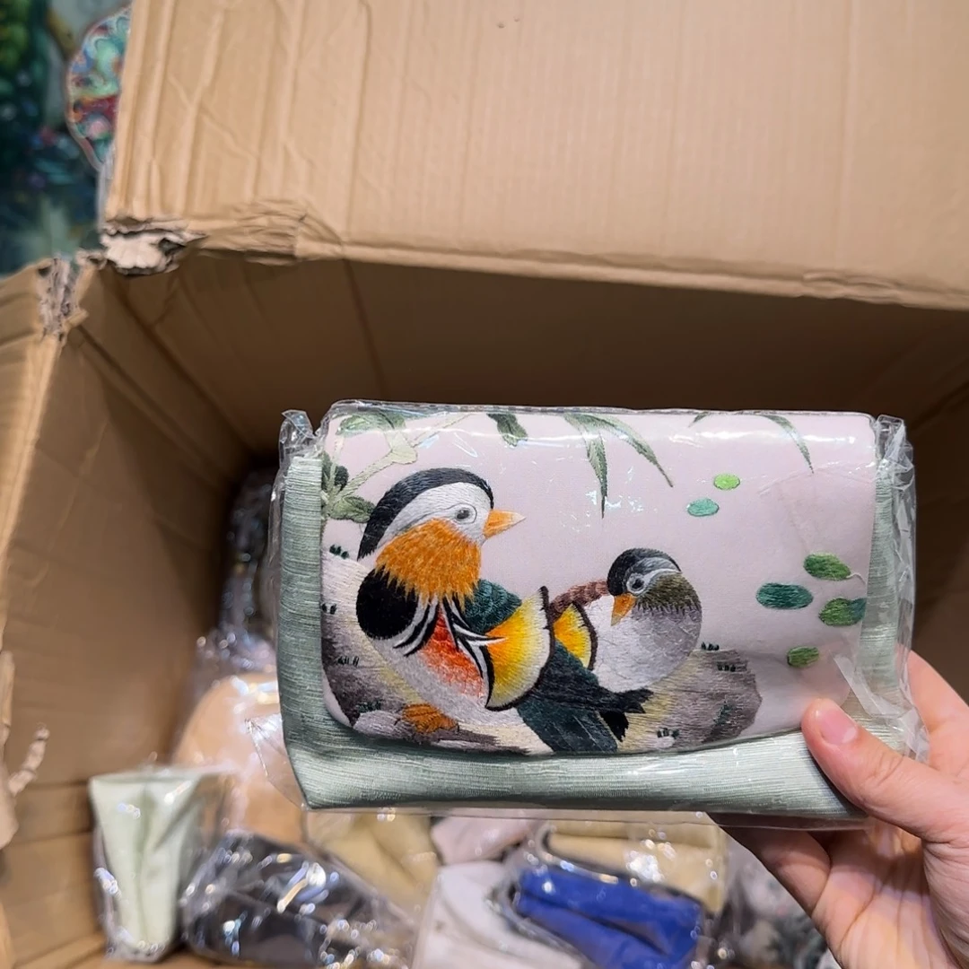 刺绣刺绣工艺精湛