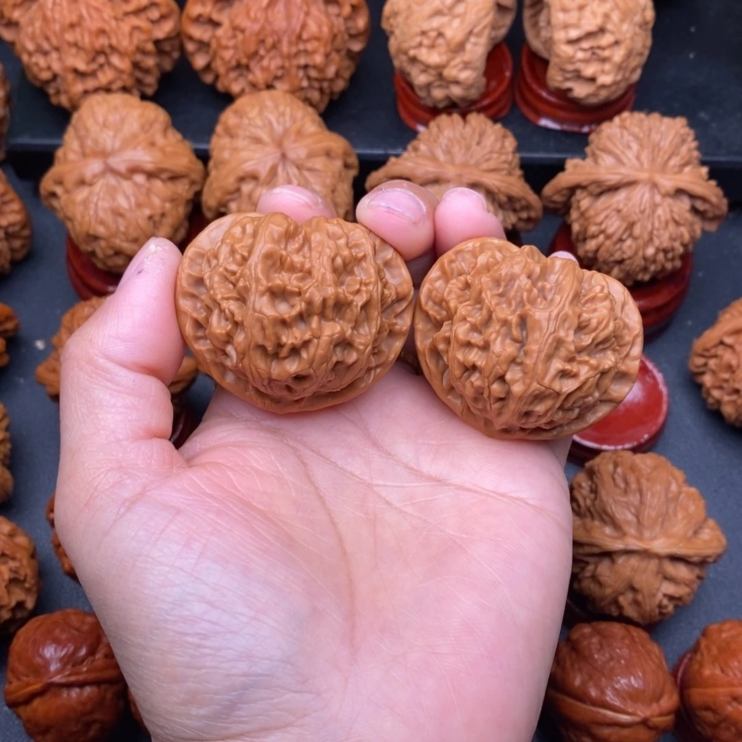 丢***能文玩核桃把件宫灯