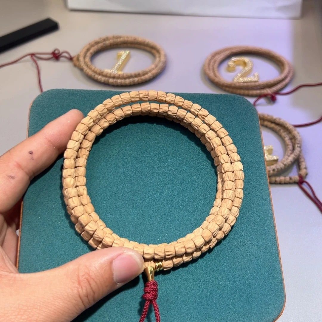 柏香籽/百香籽吊坠⭐️**