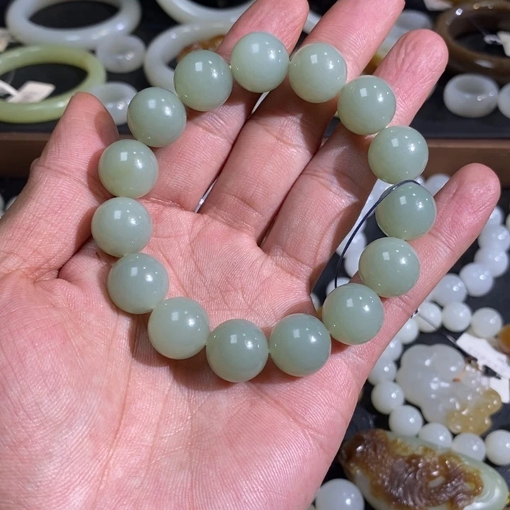 手链未镶嵌和田玉新疆且末近矿青白蓝调奶蓝圆珠手串