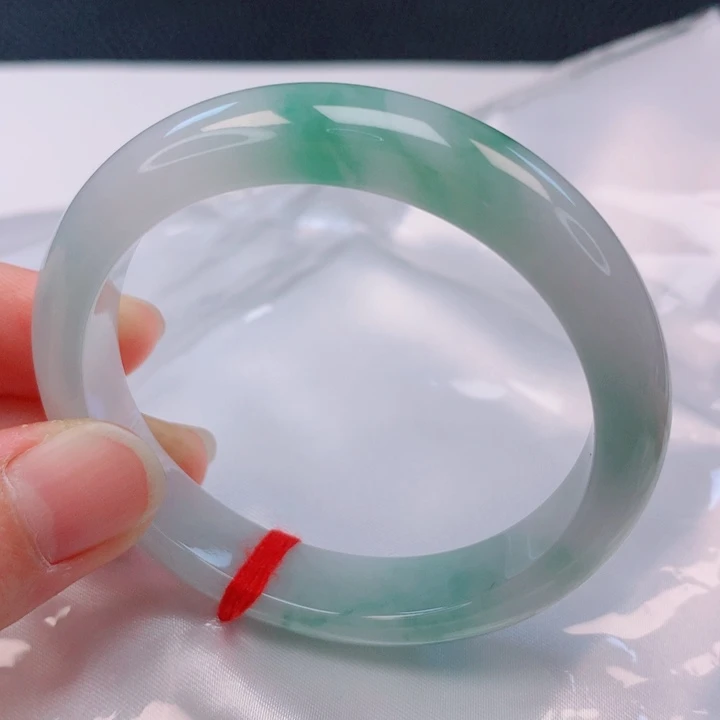 翡翠未镶嵌手镯53圈口