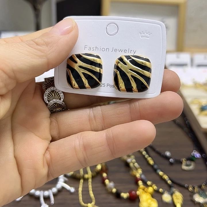 锆石铜合金合金饰品