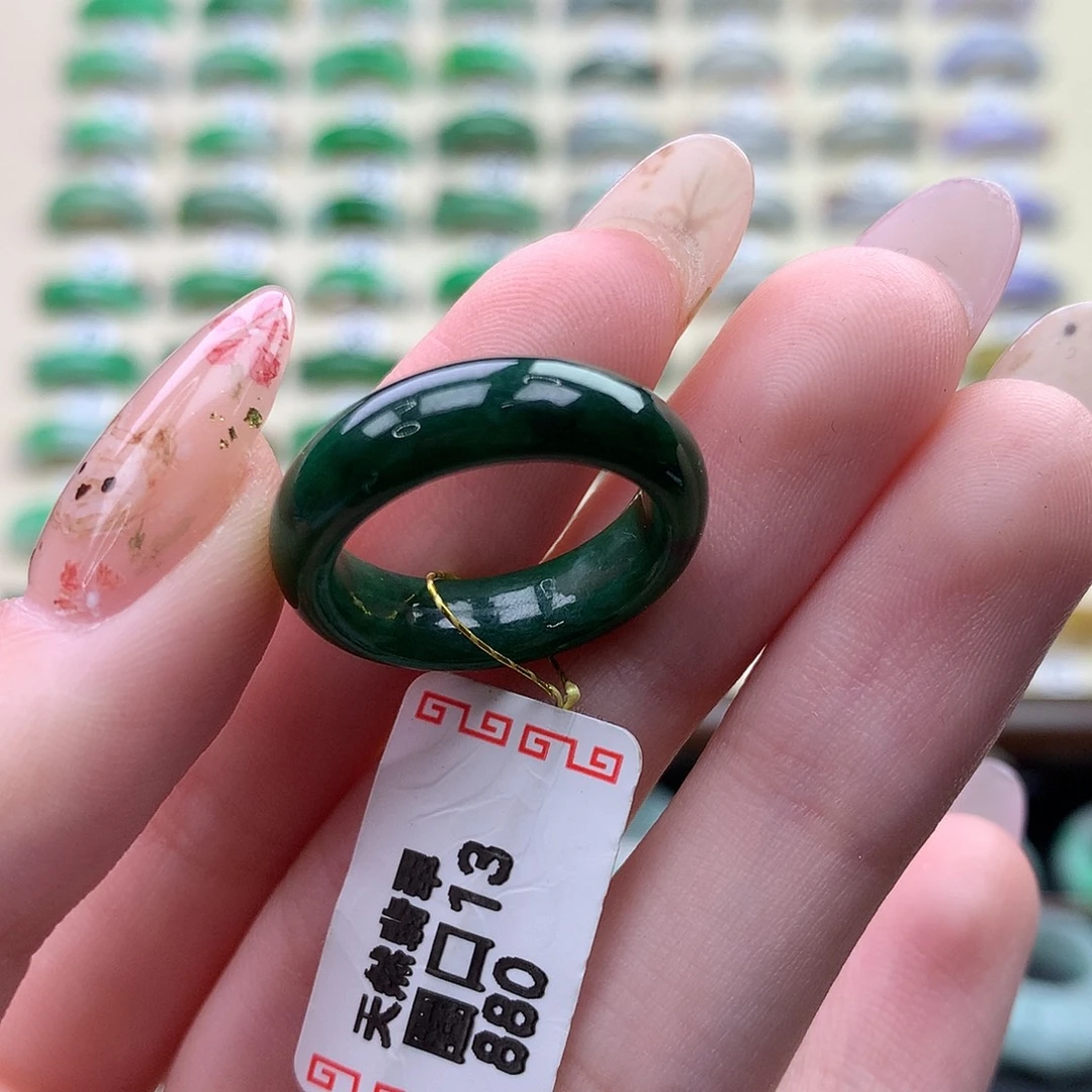 翡翠未镶嵌戒指港13