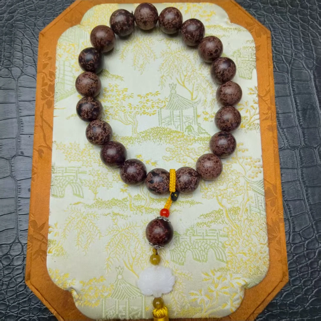 v325经典雪山重楼手链