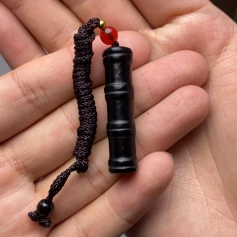 喜***哥和田玉未镶嵌颈饰