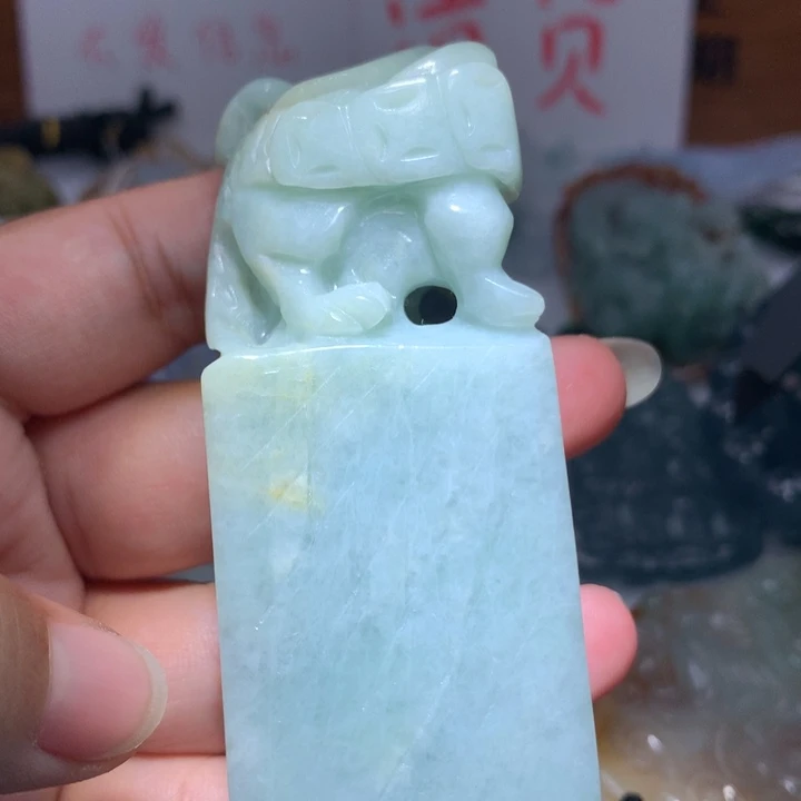 翡翠颈饰未镶嵌保真天然A货翡翠