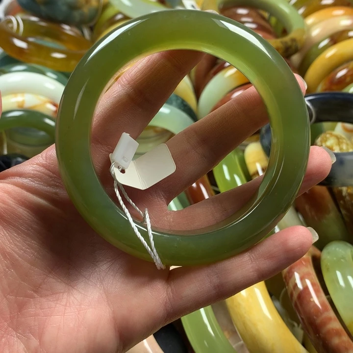 岫玉未镶嵌手镯岫玉