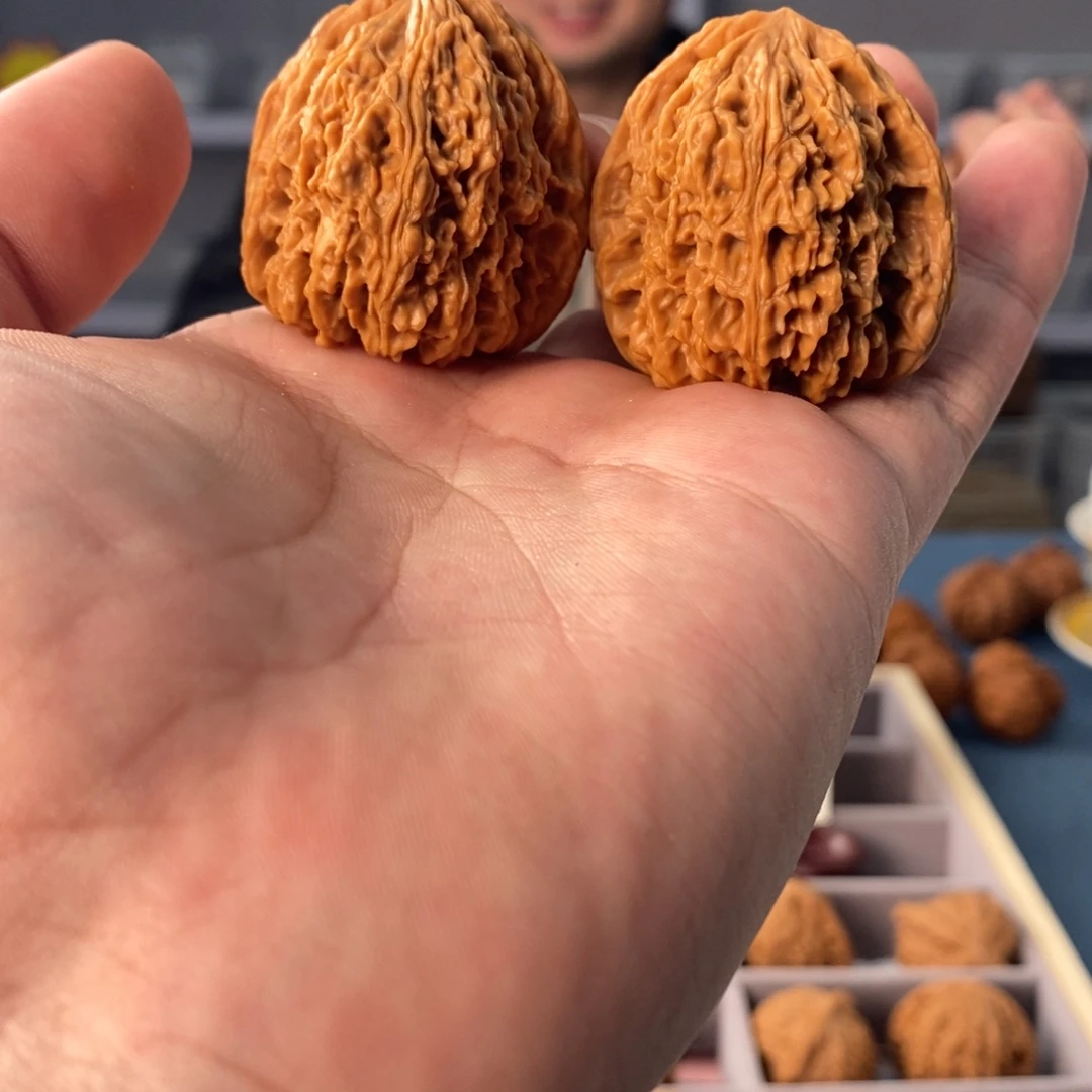 把件文玩核桃逐鹿一代南疆石肚微修39