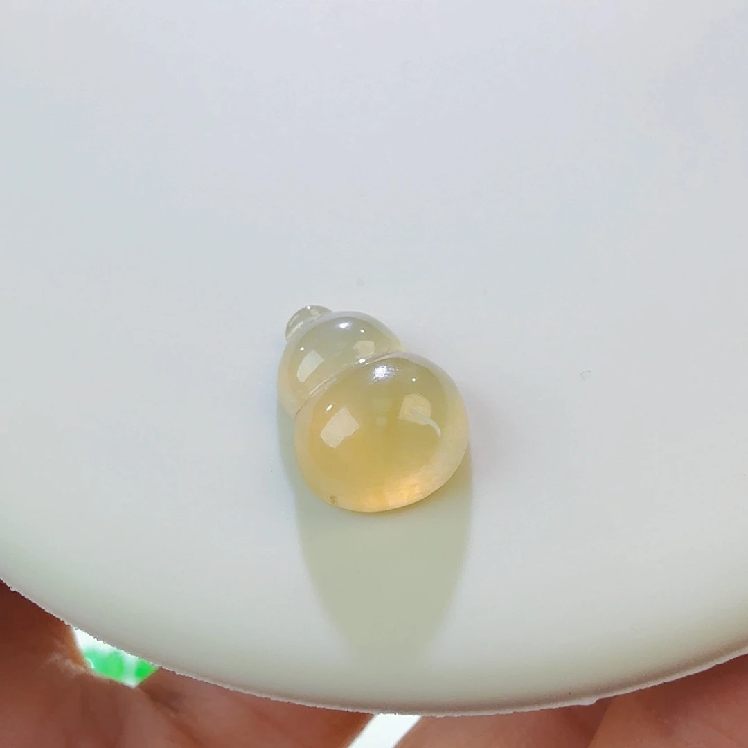 翡翠裸石冰黄翡葫芦