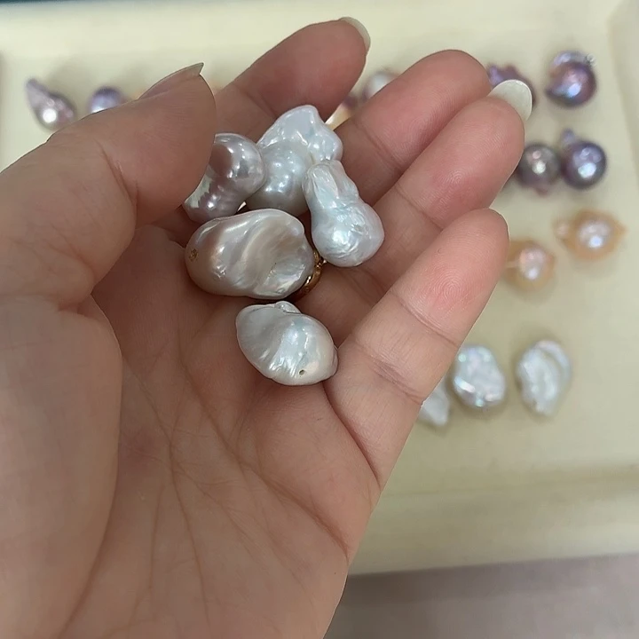 九****淡水珍珠未镶嵌颈饰