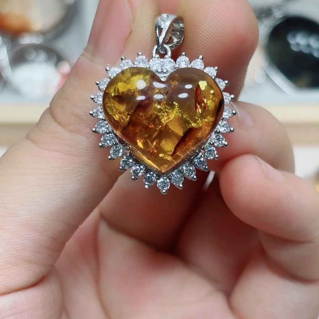 未镶嵌颈饰水晶水晶