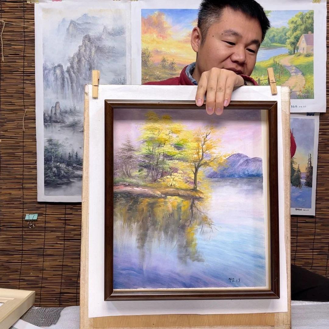 油画行路人小院绘画作品竞拍