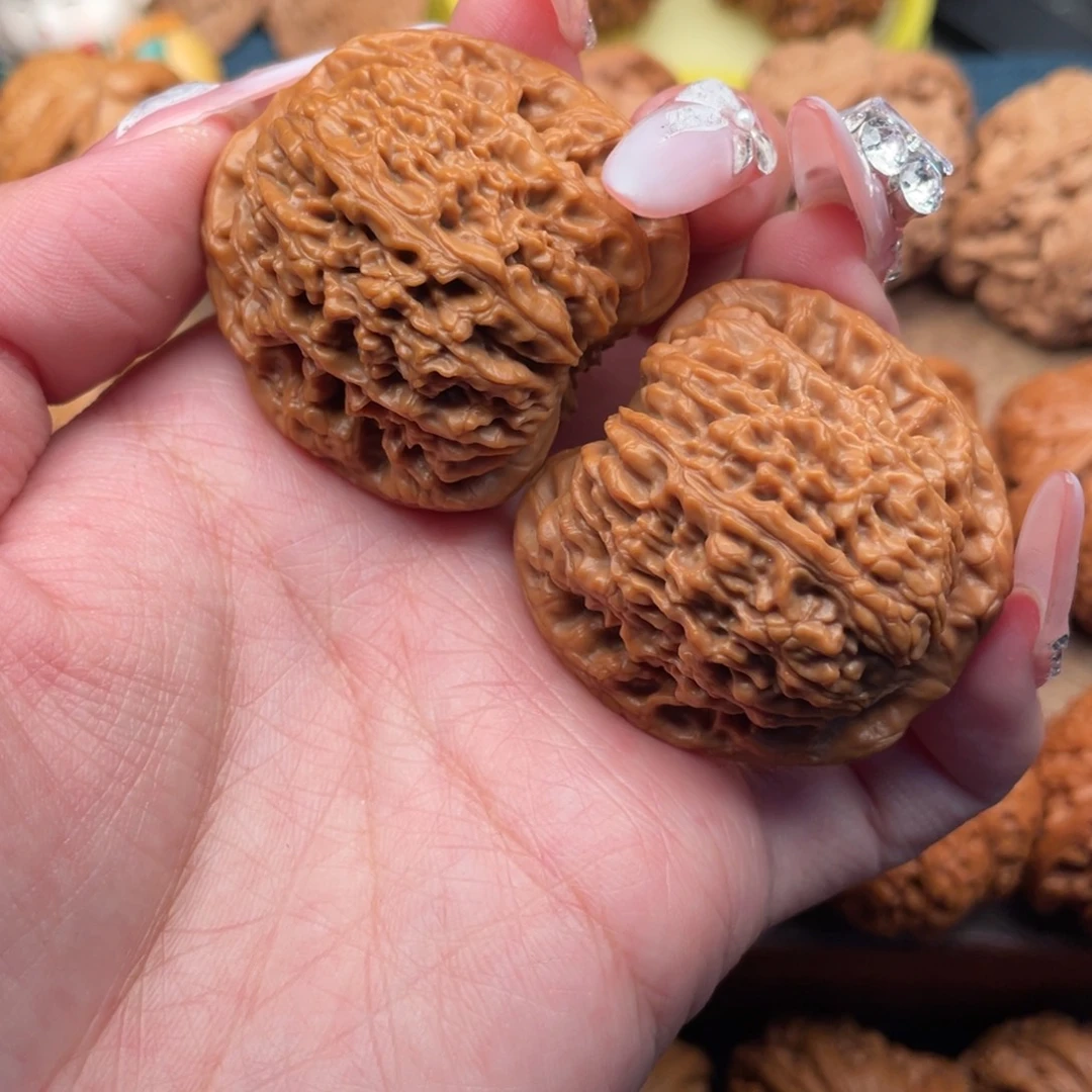 文玩核桃把件全品红皮涿鹿南疆40