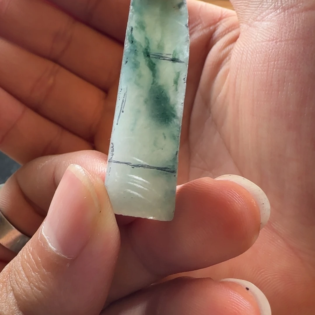 定制翡翠未镶嵌缅甸a货翡翠材料