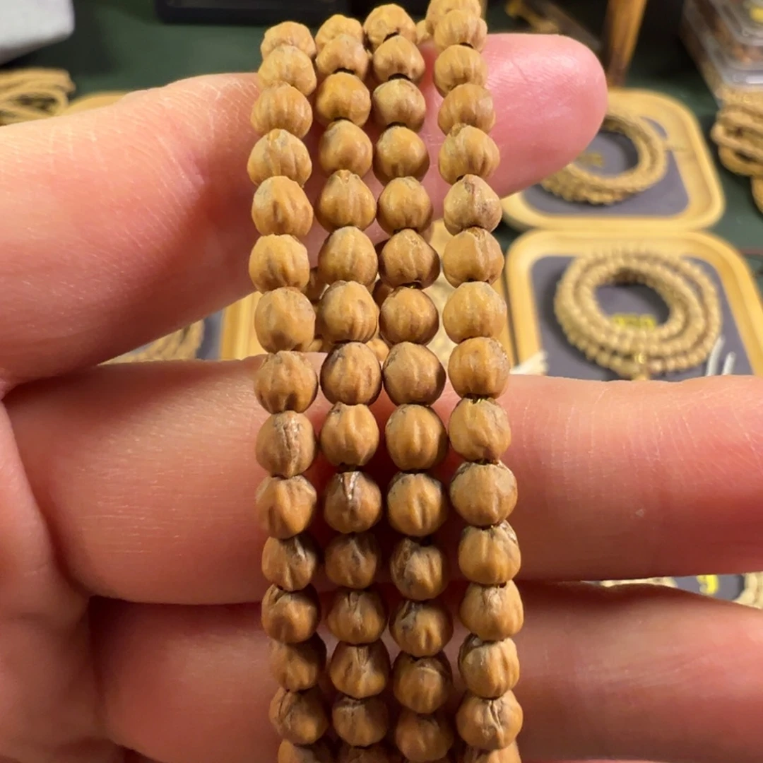 【闪购商品】吊坠柏香籽/百香籽热振红牙小金豆3号