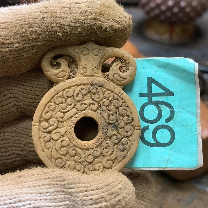 未镶嵌和田玉挂件