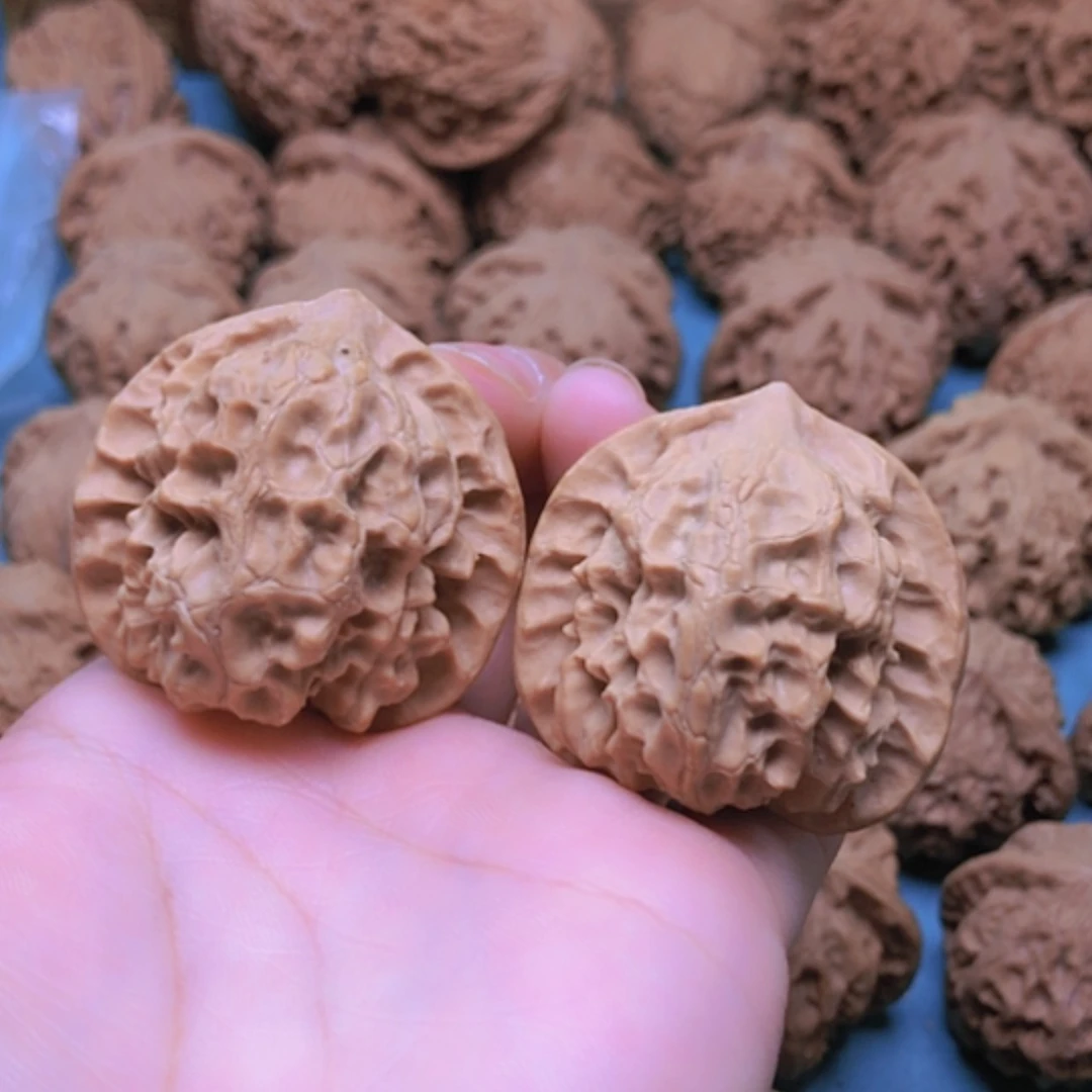 【闪购商品】摆件核桃39白蛇谷修尖出油