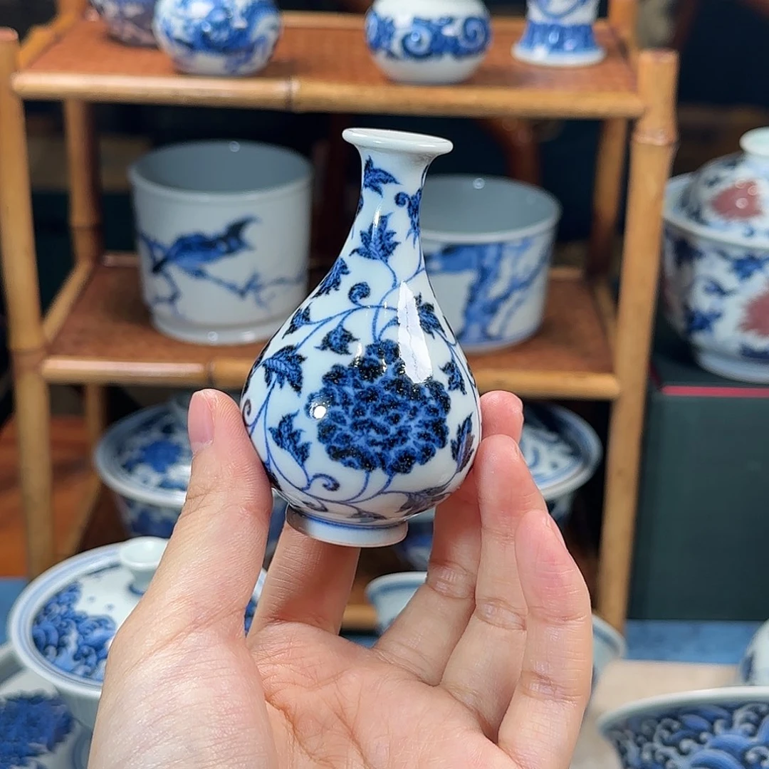 牡丹玉壶春香插五云随安