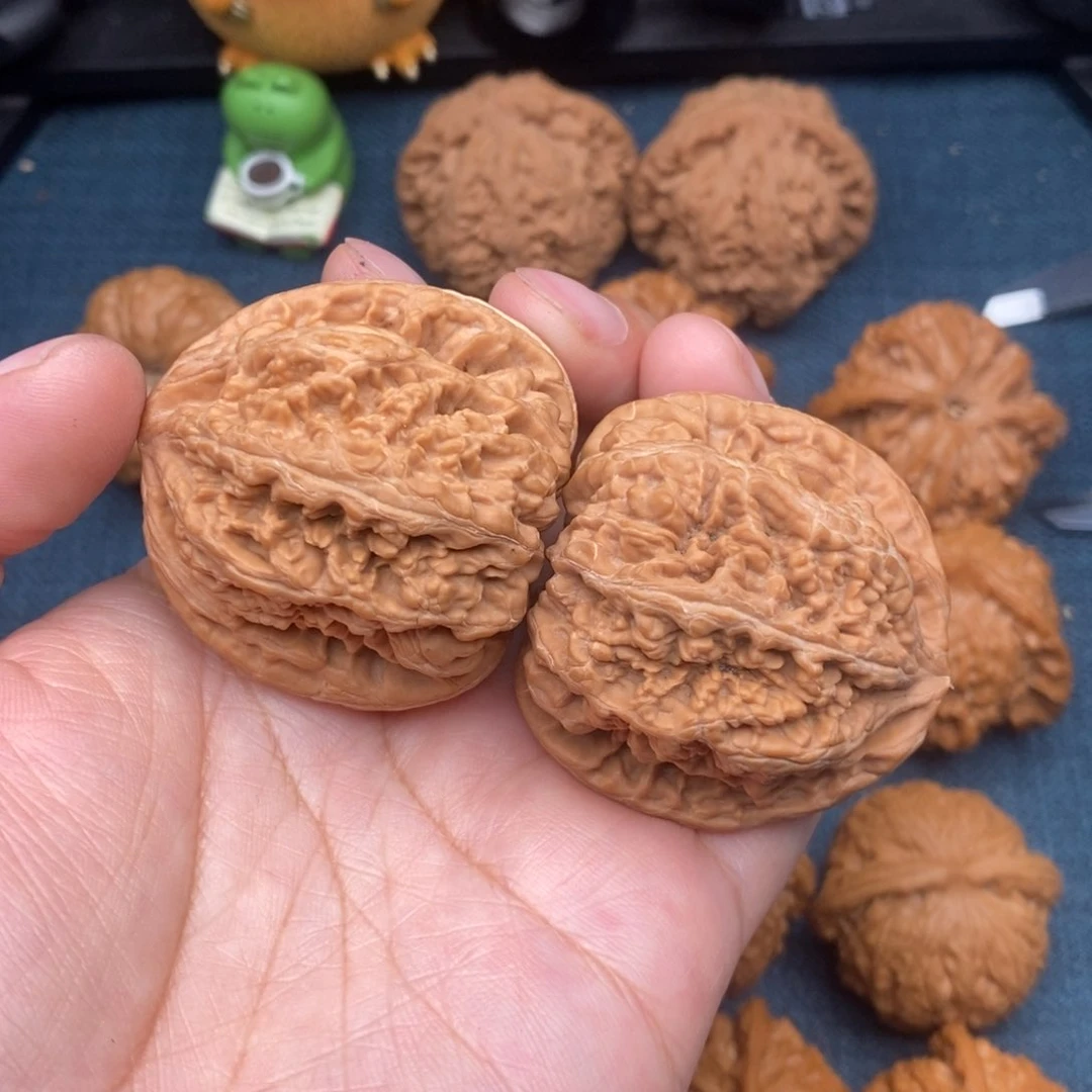 文玩核桃把件43精品原桩粗筋全品