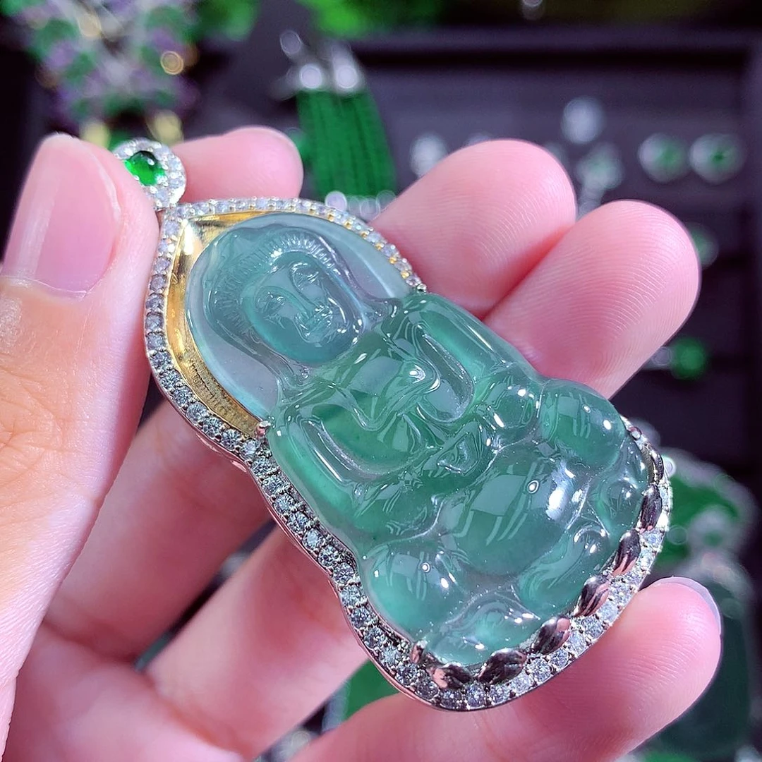 颈饰未镶嵌翡翠天然