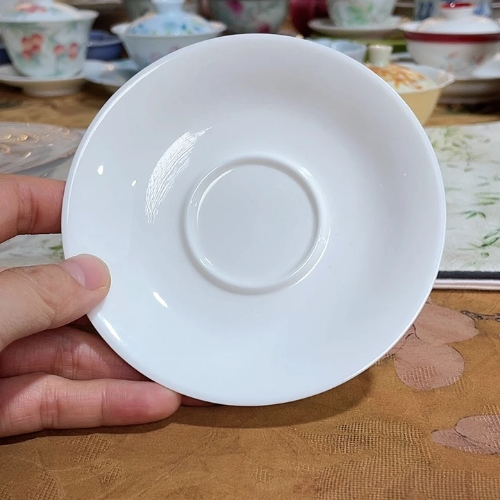 【闪购商品】W*白瓷碟子小号哈哈哈