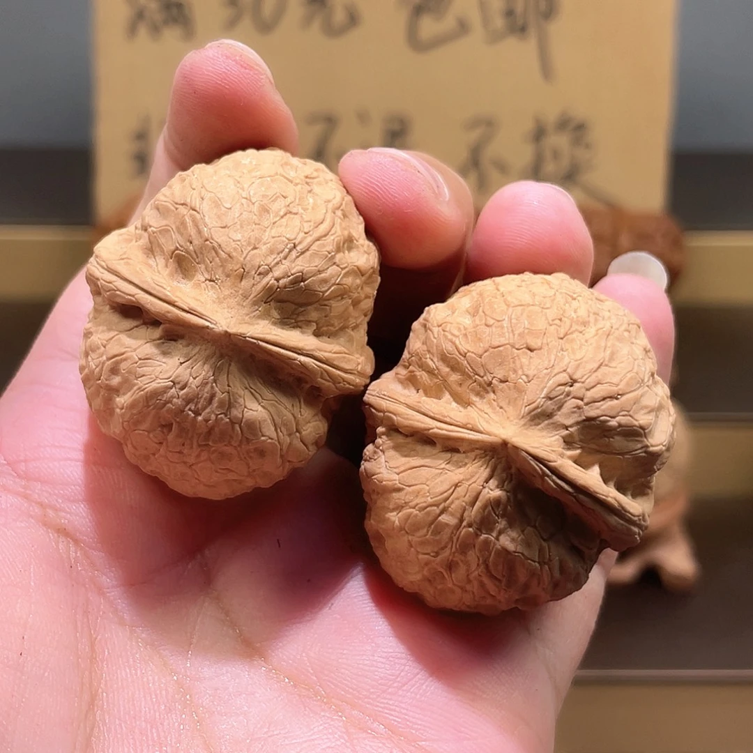 文玩核桃把件平底老蟾头