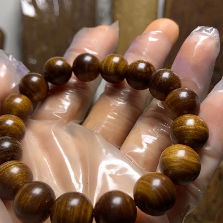 陳***a木老山檀木料木料