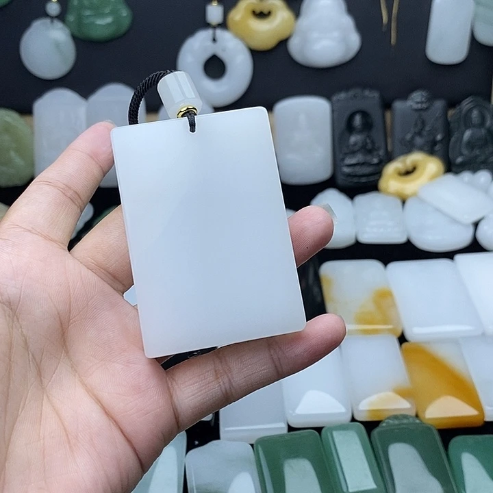 ✩****石英质玉未镶嵌颈饰