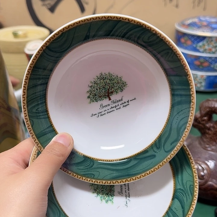 是***屠中古工艺品精选瓷器