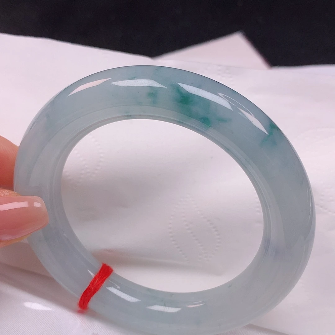 【闪购商品】翡翠手镯未镶嵌55圆条手镯