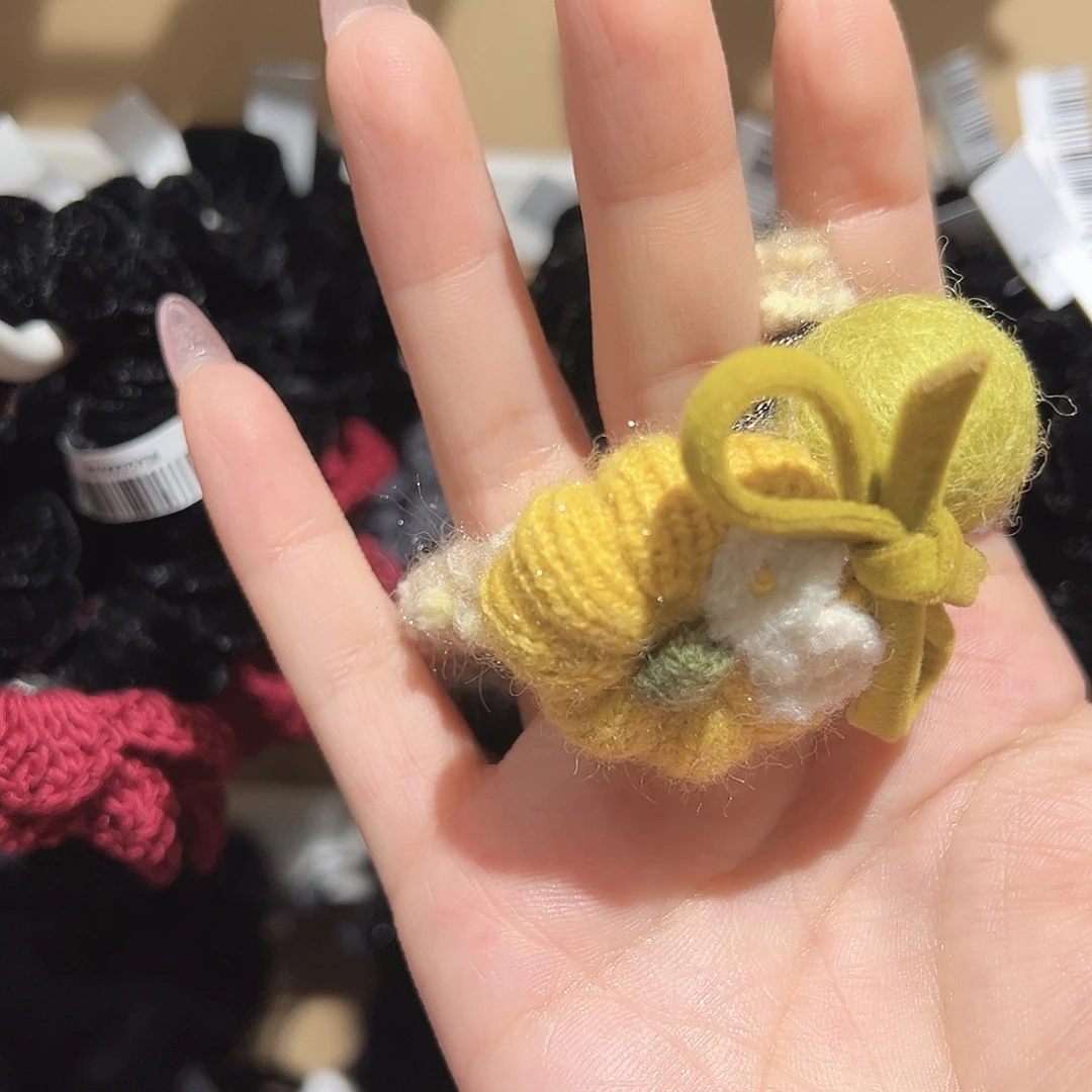 皮质铁合金黄色南瓜发绳