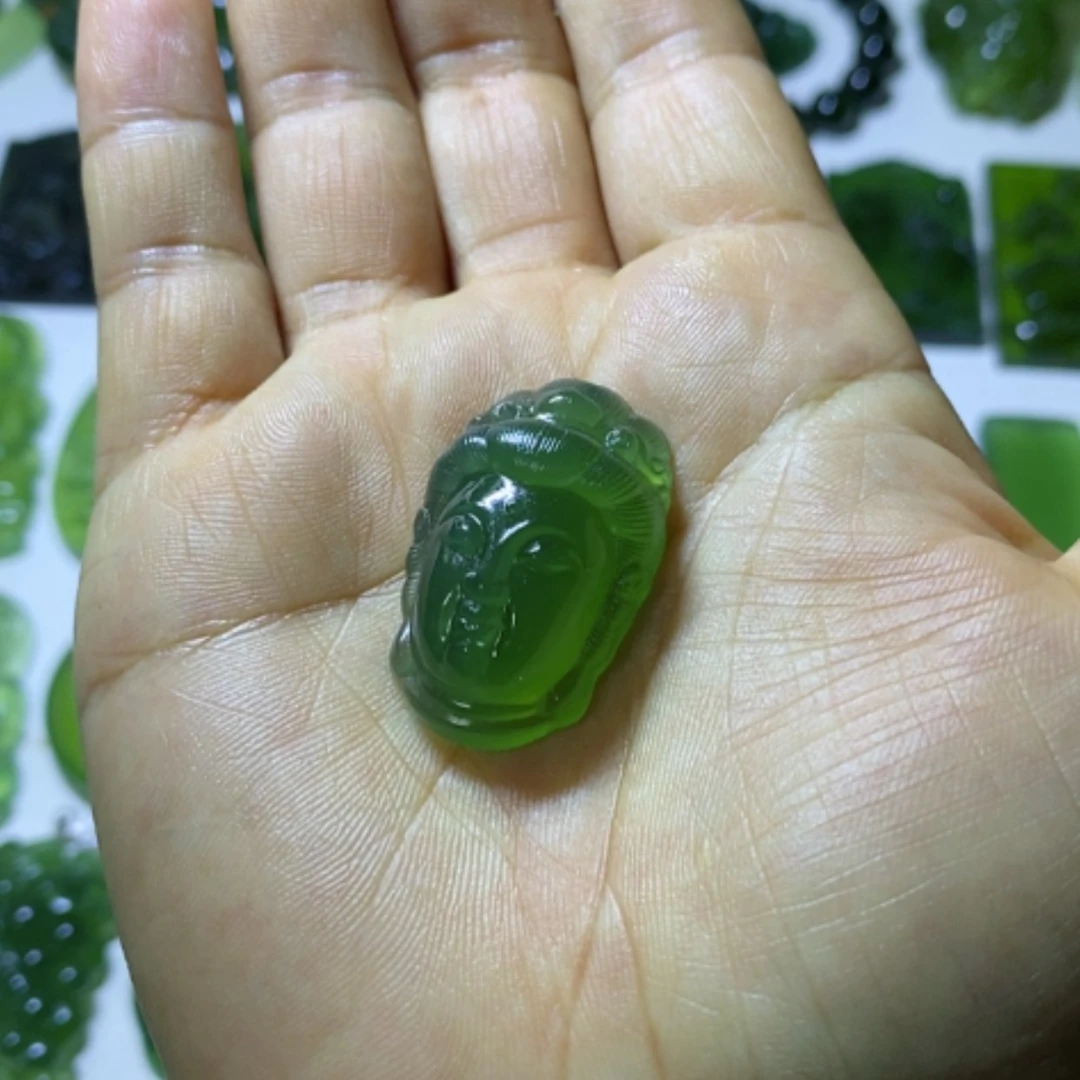 【闪购商品】未镶嵌蛇纹石玉颈饰