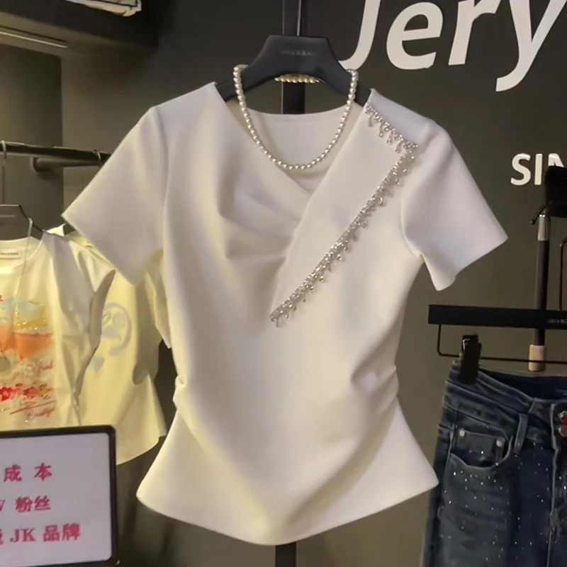 欧货时尚气质v领镶钻短袖t恤女2025夏新款设计感褶皱修身显瘦上衣