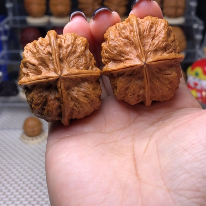 文玩核桃把件45号鎏金印39尺