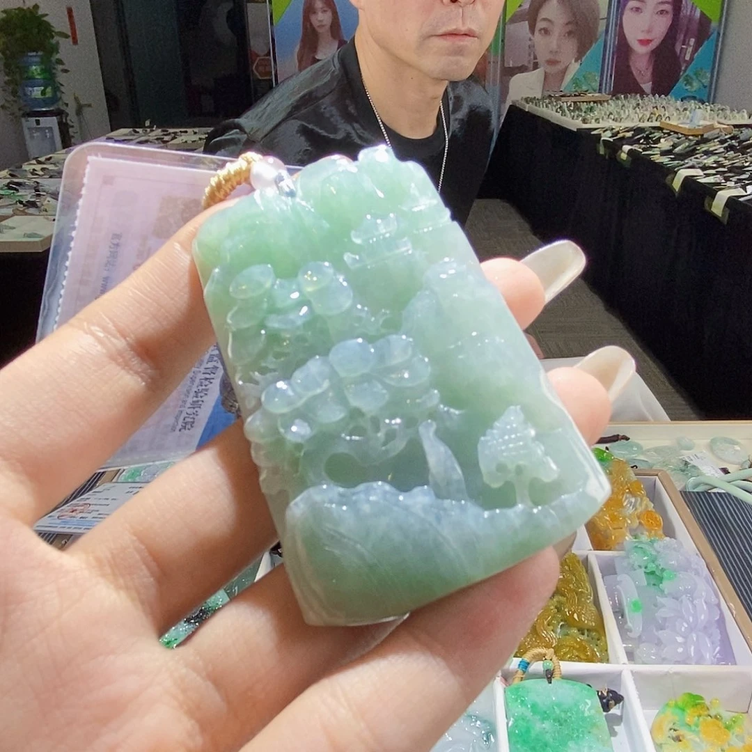 颈饰未镶嵌翡翠翡翠