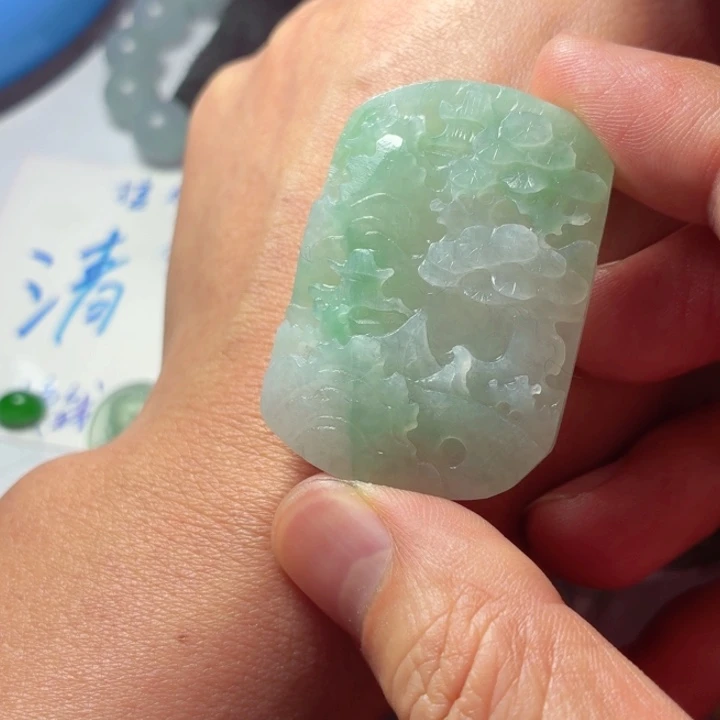 定制翡翠未镶嵌包工