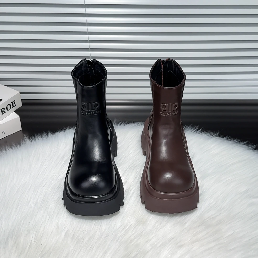 2025年秋季新款英伦风马丁靴圆头厚底增高显瘦短筒靴切尔西短靴子