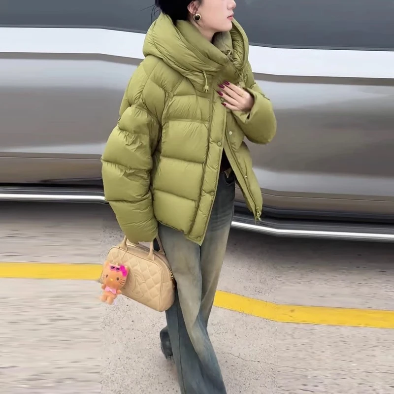 反季泡芙龟背绿色短款羽绒服女2025新款90白鸭绒连帽面包服外套
