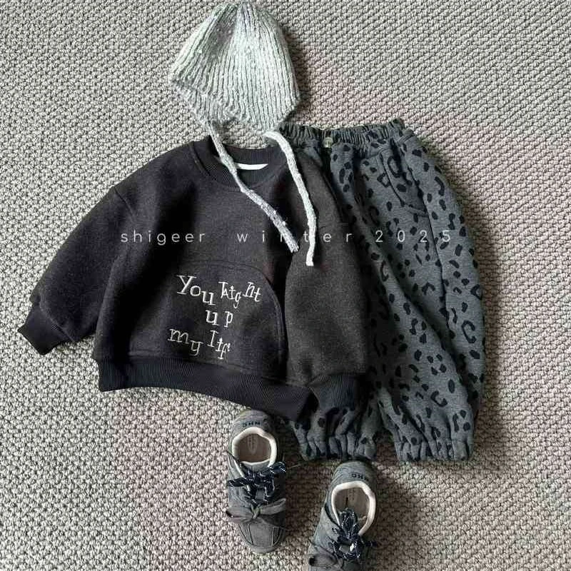 【衣乐】韩版男女宝加绒字母卫衣秋冬潮酷洋气百搭款