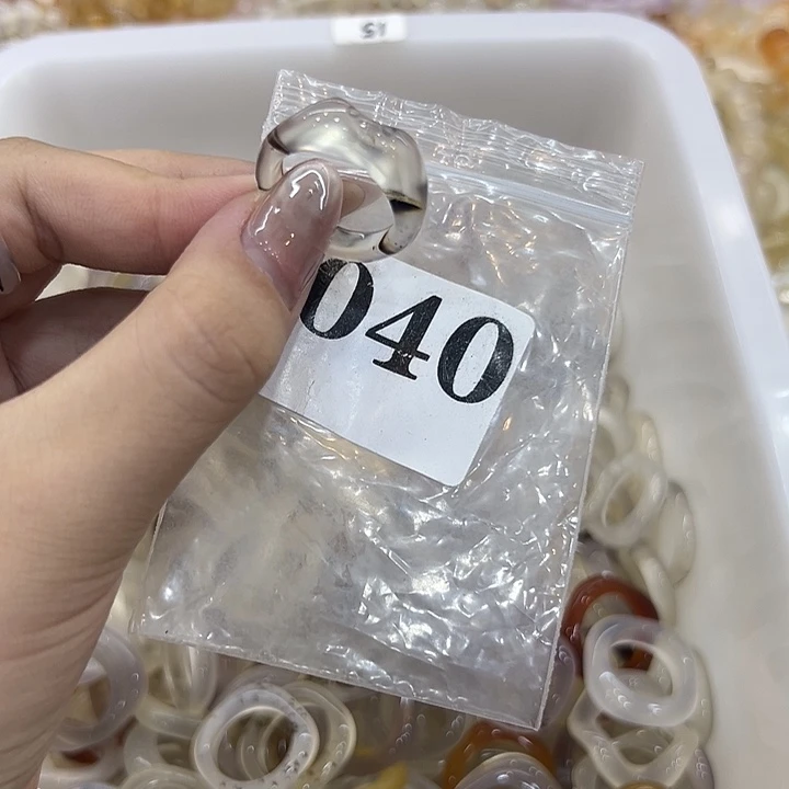 玛瑙/玉髓戒指合金40港18