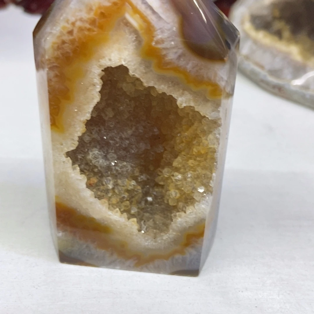 ****…紫晶未镶嵌大型摆件（非配饰）琪