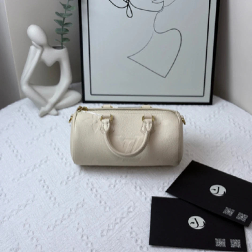 99新 LV 米色巴比龙 三合一 芯片款/JWC123