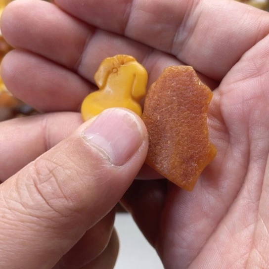 未镶嵌蜜蜡手串吊坠