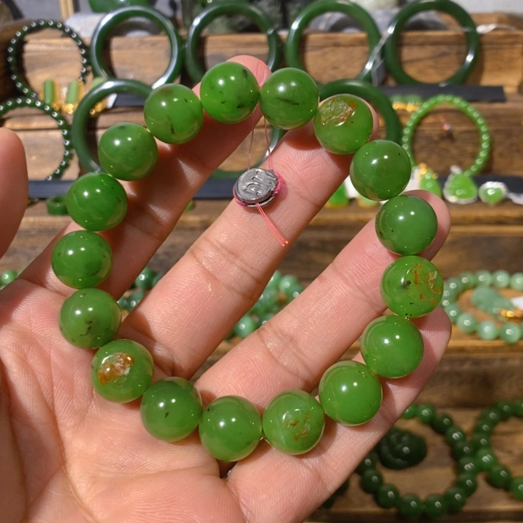 【闪购商品】吊坠(不含链)未镶嵌和田玉乌兰乌德苹果绿手串12