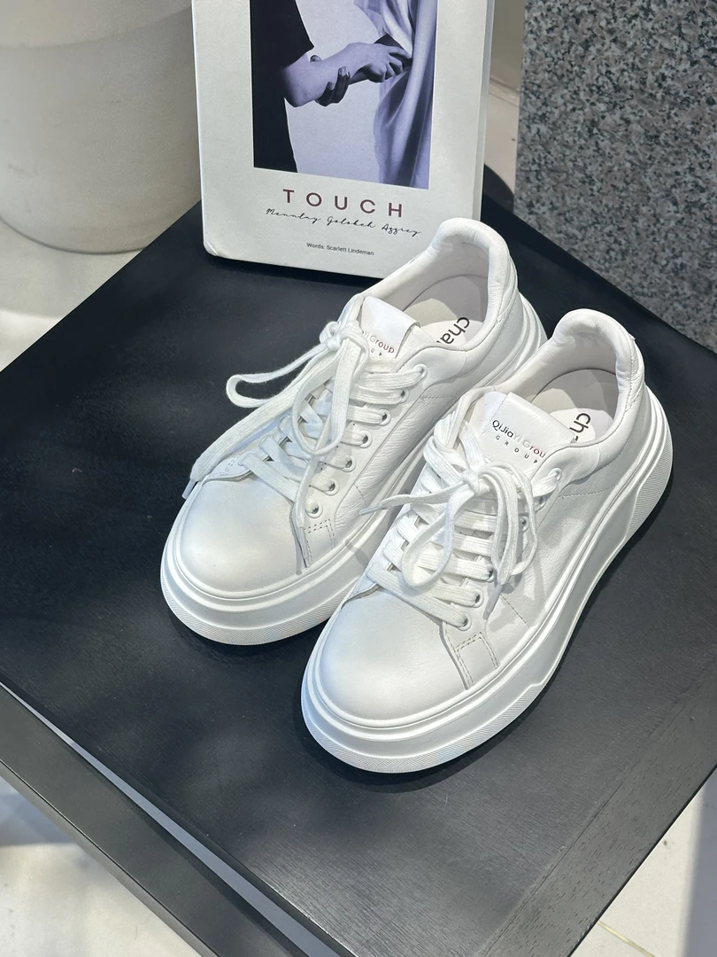 chalan 新款时尚百搭舒适白色休闲板鞋真皮潮鞋B1251C014