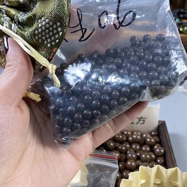 泥塑风**言瑕疵参宝0.6香包