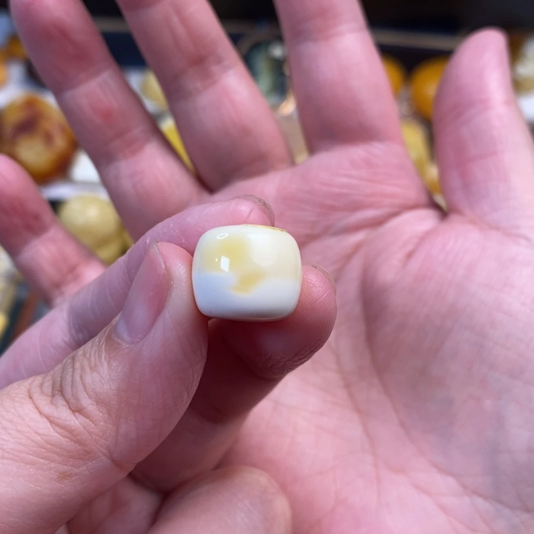 未镶嵌琥珀裸石瓷白老型单珠14